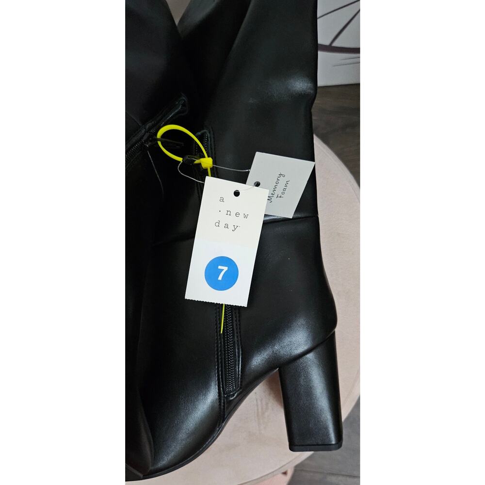 Bd. MSRP $60 NWT A NEW DAY SLEEK POINTED TOE BLOCK HEEL BOOTS ♡SIZE 7♡ - Picture 7 of 7